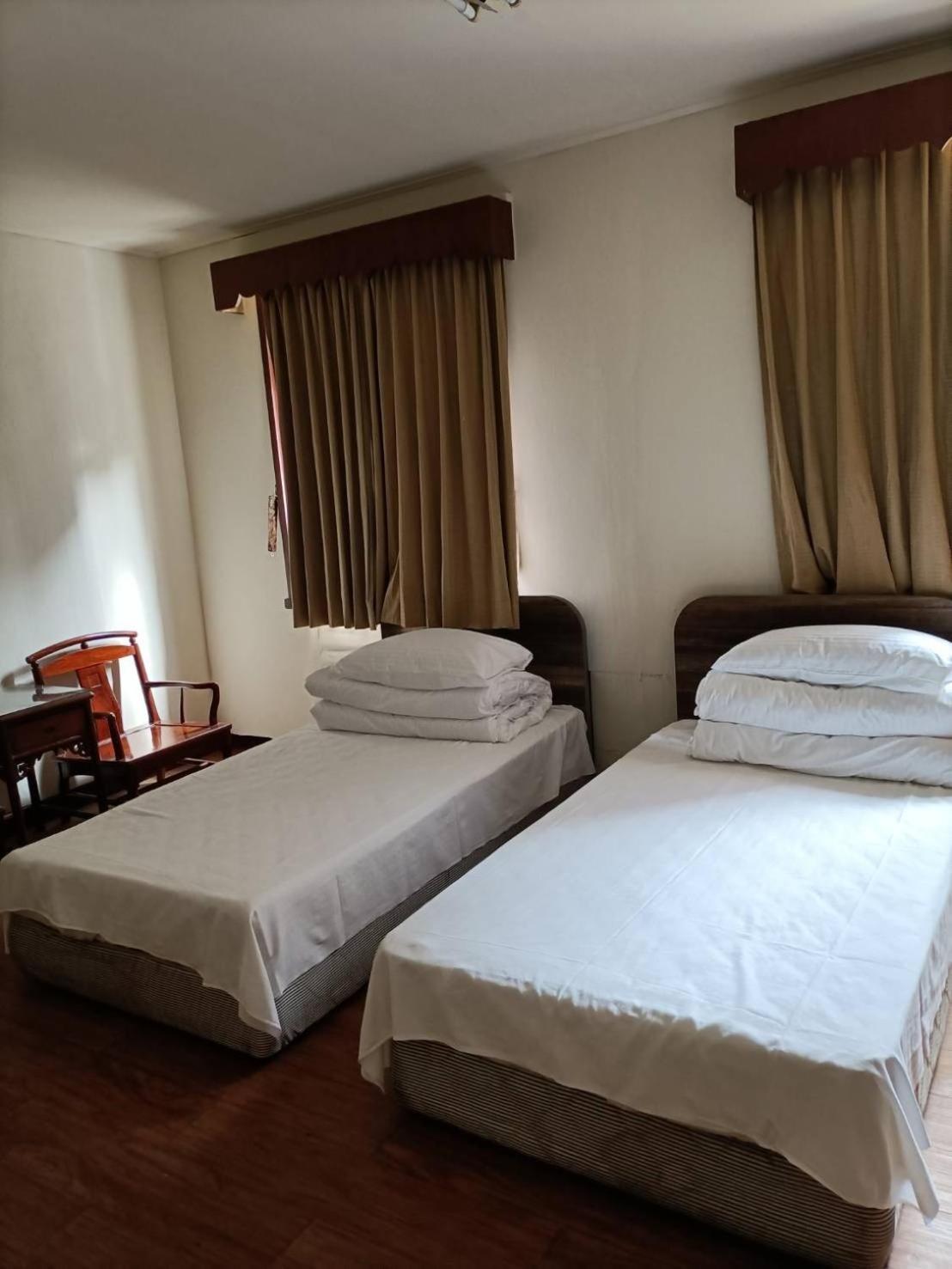 丸松商旅 Hotel Miaoli Bagian luar foto