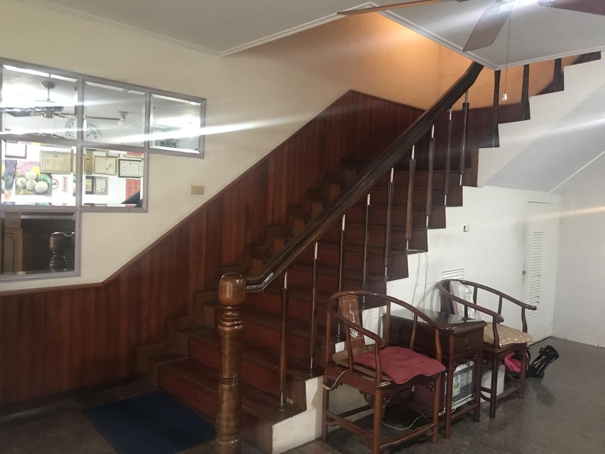 丸松商旅 Hotel Miaoli Bagian luar foto